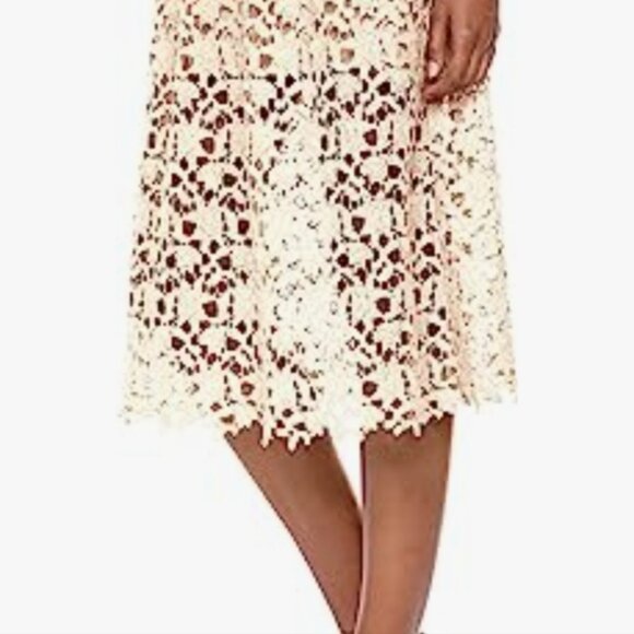 ASTR the label Womens Sleeveless Lace Fit Flare Midi Dress - Picture 3 of 9